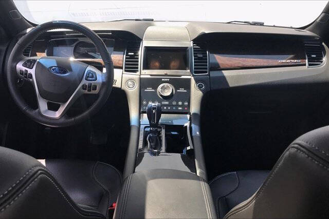 2018 Ford Taurus Limited