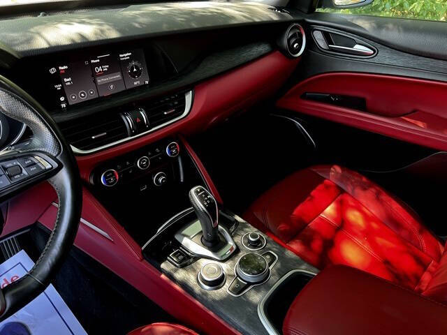 2021 Alfa Romeo Stelvio Sprint