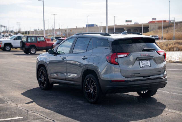 2023 GMC Terrain SLE