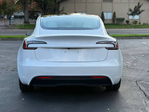2024 Tesla Model 3 Long Range