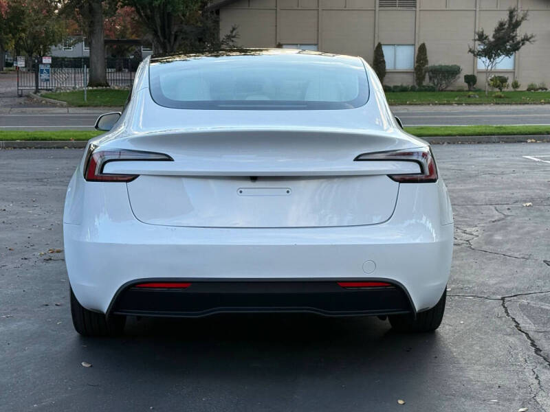 2024 Tesla Model 3 Long Range