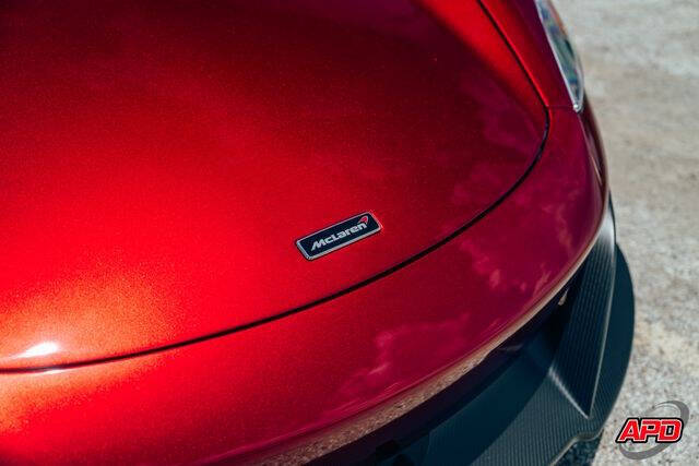2016 McLaren 675LT