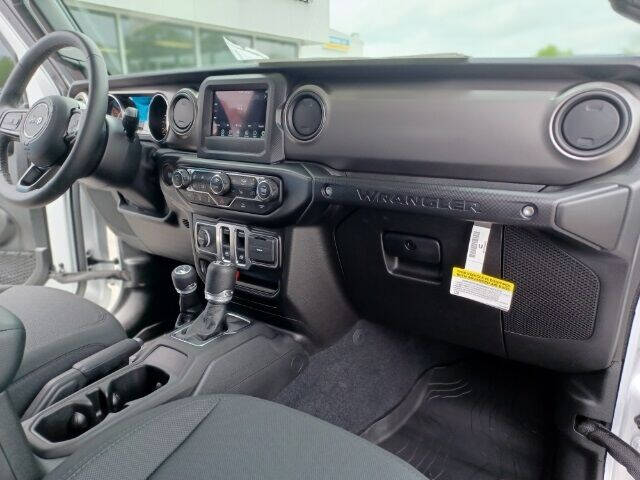 2022 Jeep Wrangler Willys