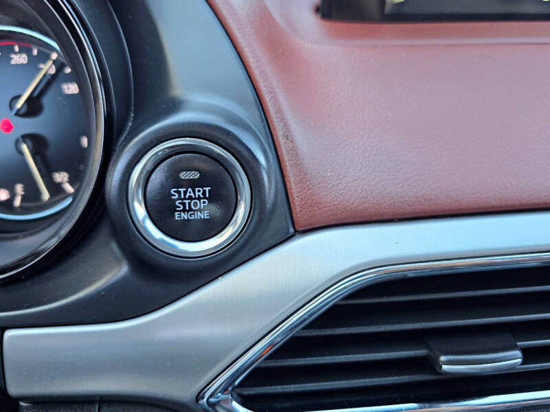 2019 Mazda CX-9 Signature