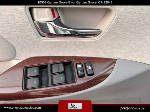 2011 Toyota Sienna Limited 7-Passenger