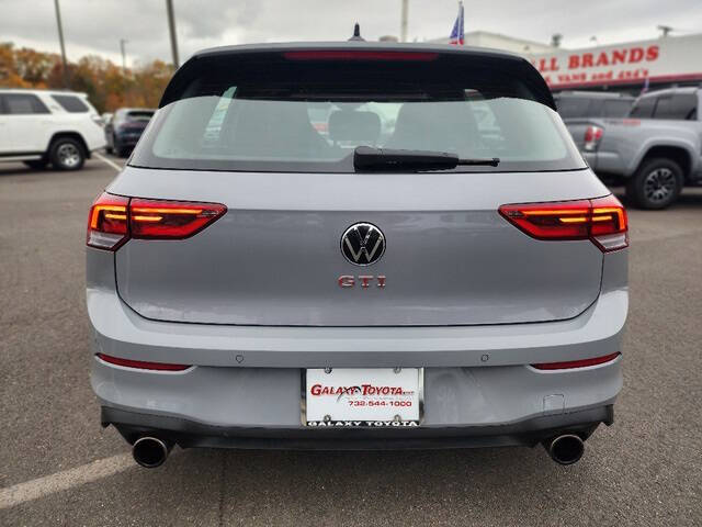 2024 Volkswagen Golf GTI S