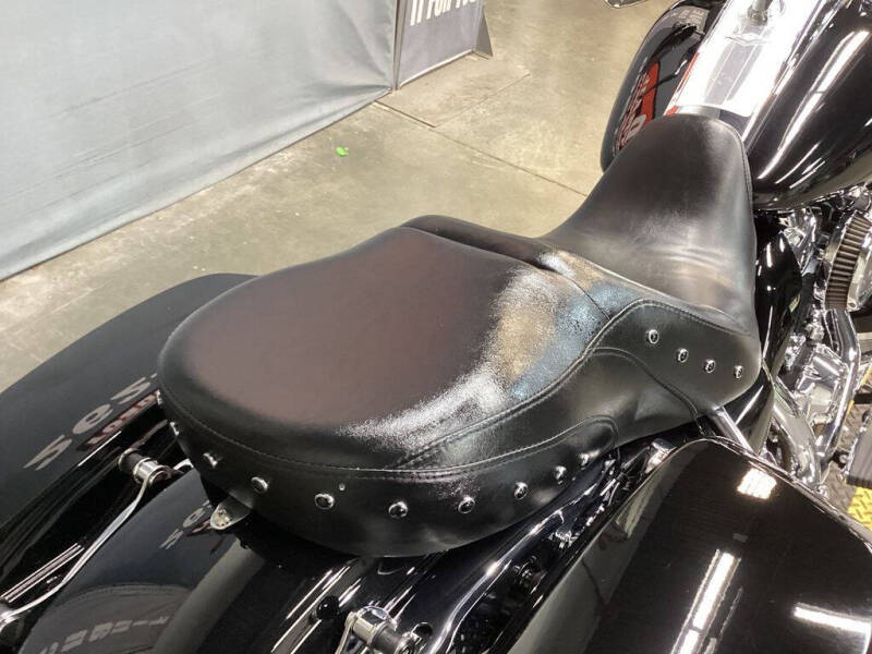 2020 Harley-Davidson Road King