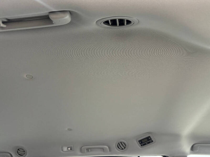 2018 Toyota Sienna SE Premium 8-Passenger