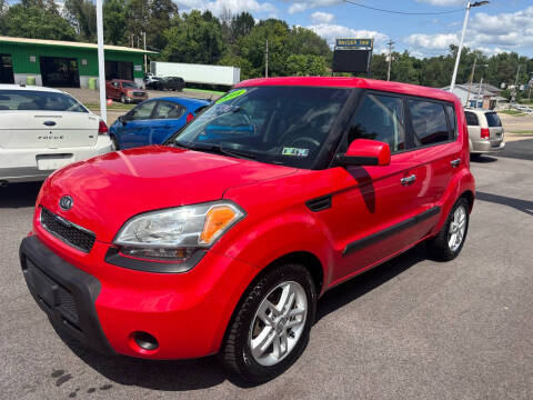 2011 Kia Soul +