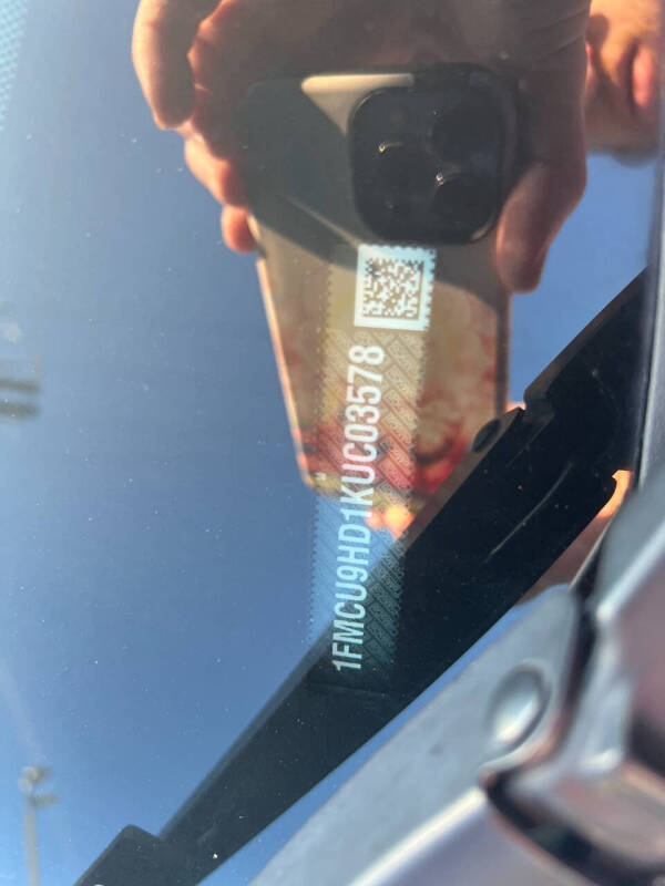 2019 Ford Escape SEL