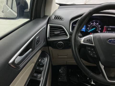 2016 Ford Edge Titanium