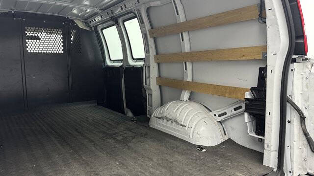 2023 Chevrolet Express 2500