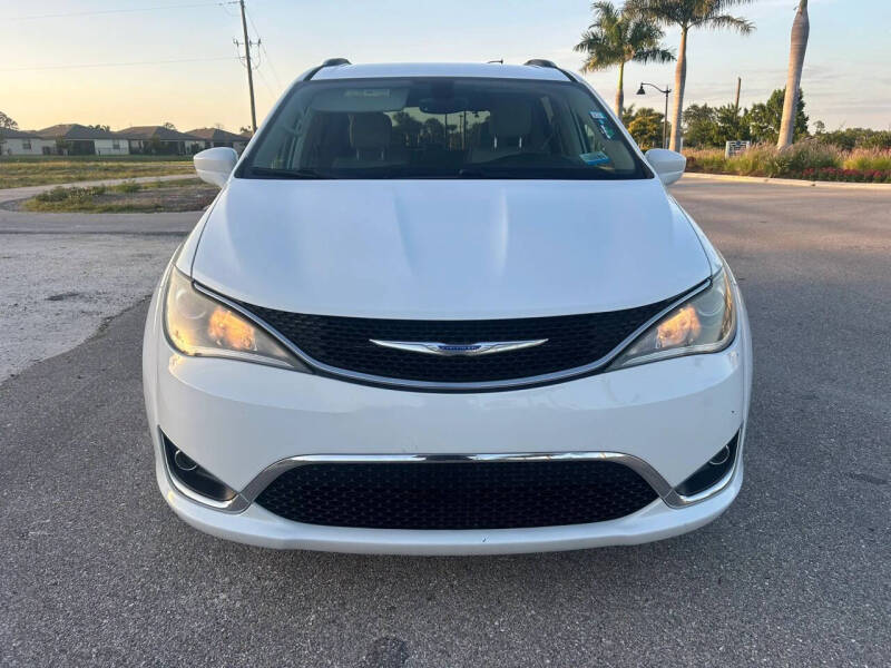 2018 Chrysler Pacifica Touring L Plus