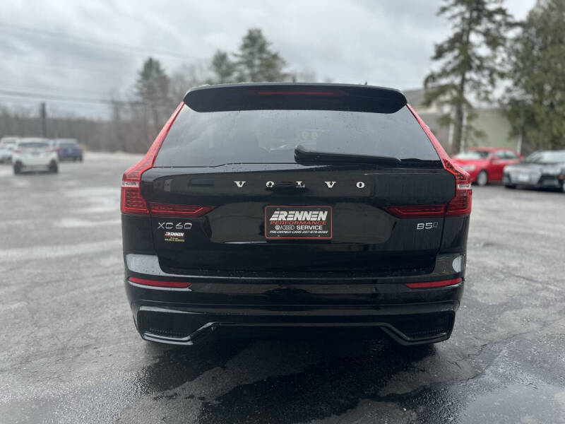 2023 Volvo XC60 B5 Plus Dark Theme
