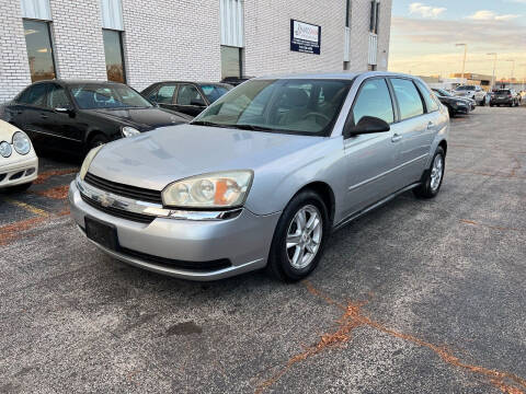 2005 Chevrolet Malibu Maxx for sale at AUTOSAVIN in Villa Park IL