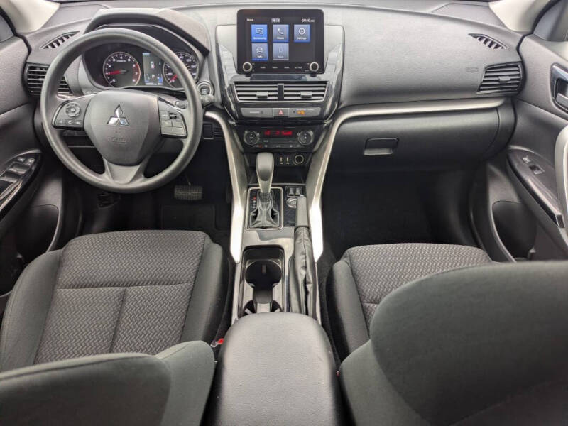 2024 Mitsubishi Eclipse Cross
