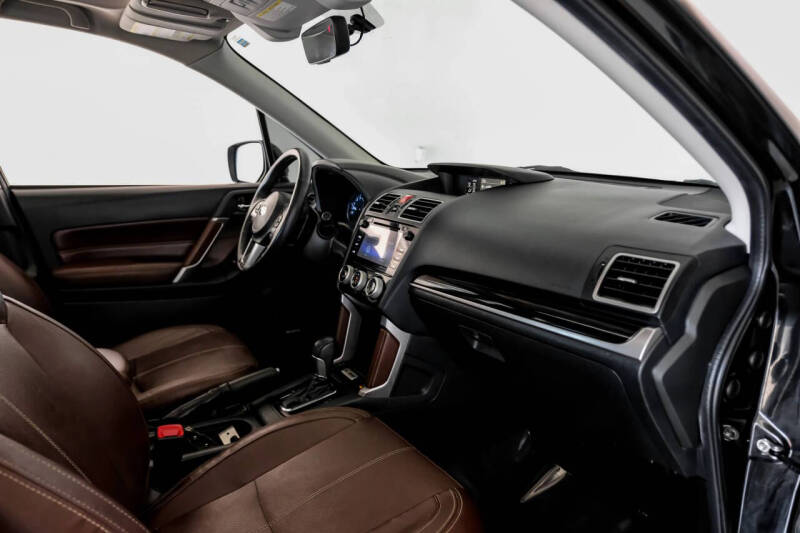2017 Subaru Forester 2.0XT Touring