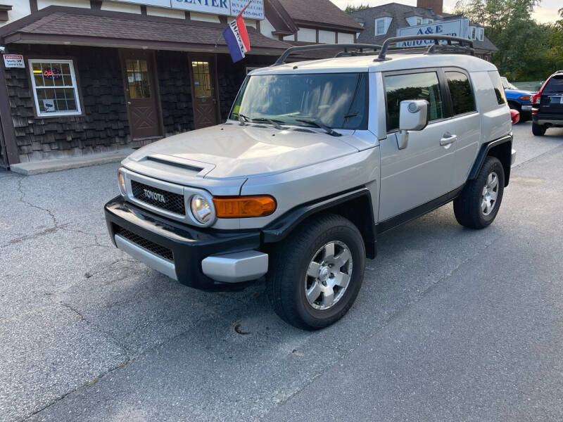 2007 Toyota FJ Cruiser for sale at A&E Auto Center in North Chelmsford MA