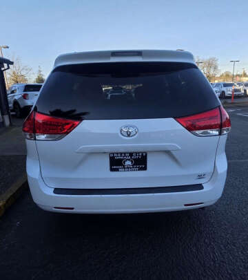 2013 Toyota Sienna