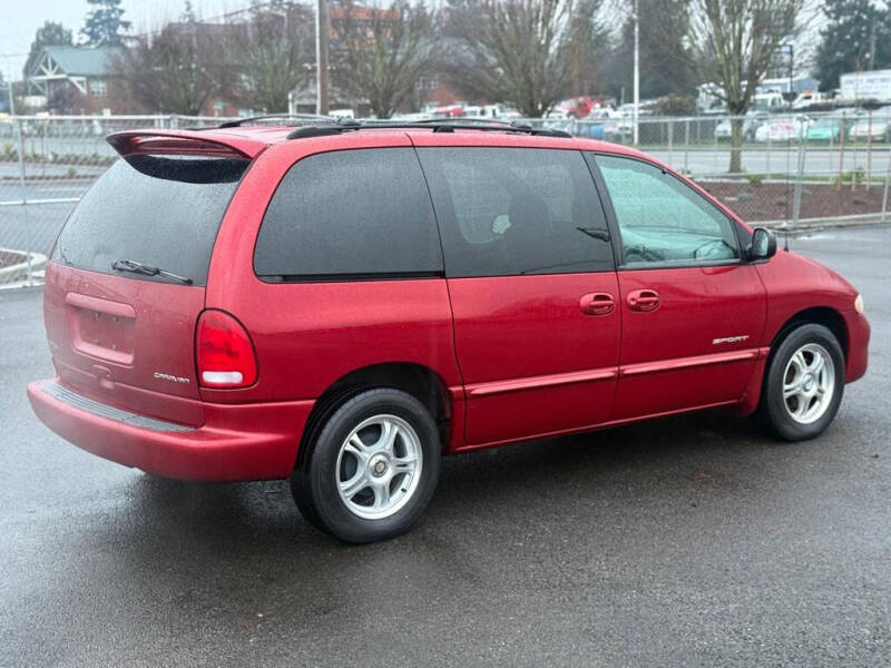 2000 Dodge Caravan SE
