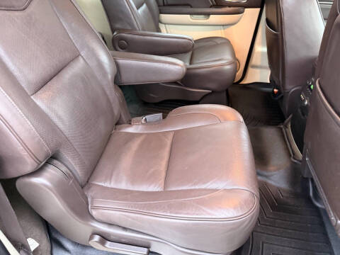 2014 Cadillac Escalade ESV Platinum