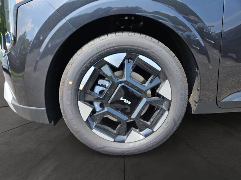 2025 Kia Carnival EX