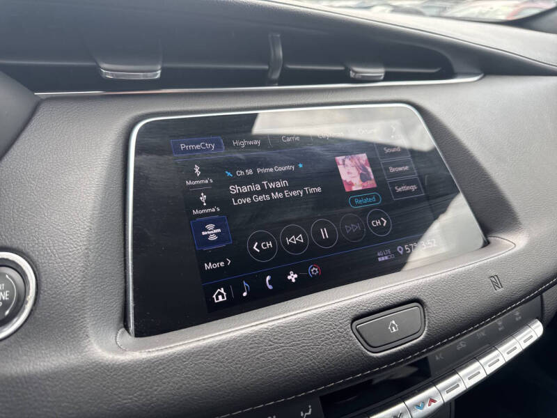 2020 Cadillac XT4 Premium Luxury