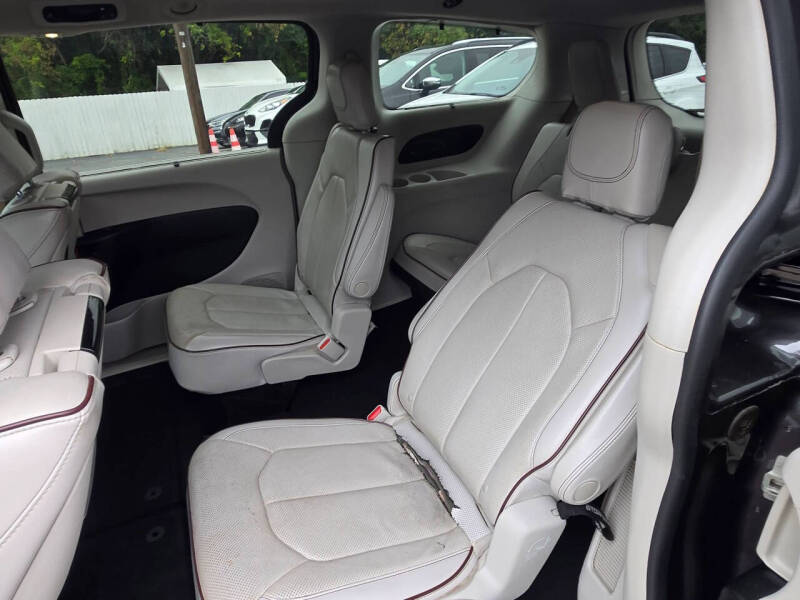 2017 Chrysler Pacifica Limited