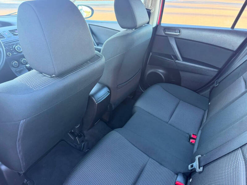 2013 Mazda MAZDA3 i Touring