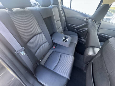 2014 Mazda MAZDA3 i Touring