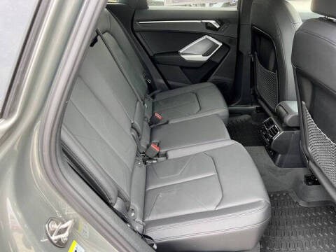 2025 Audi Q3 quattro S line Premium 45 TFSI