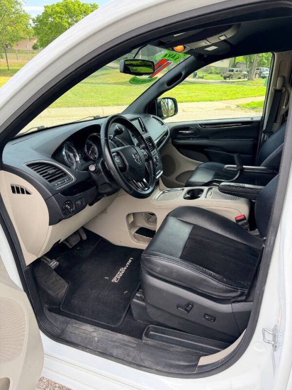 2017 Dodge Grand Caravan SXT