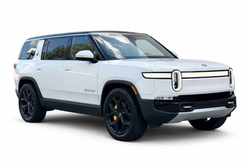 2022 Rivian R1S Launch Edition's photo