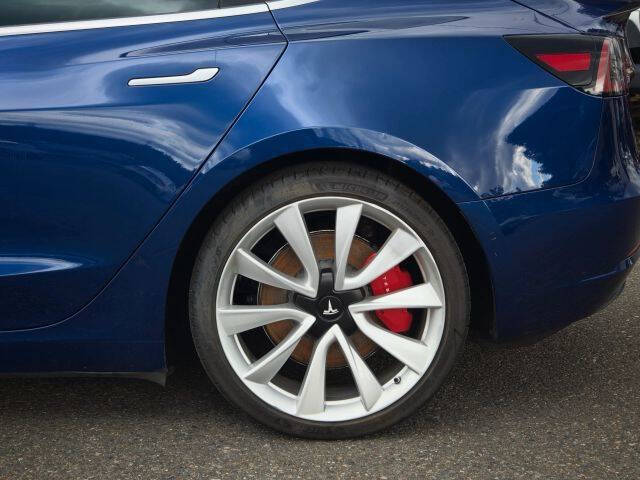 2019 Tesla Model 3 Performance