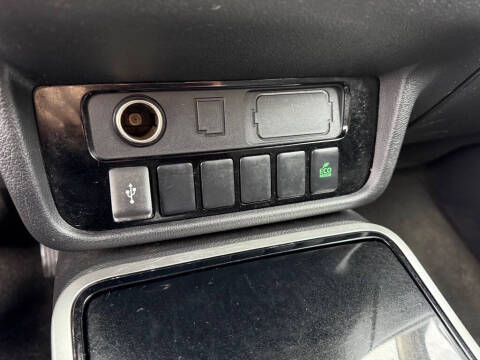 2020 Mitsubishi Outlander ES