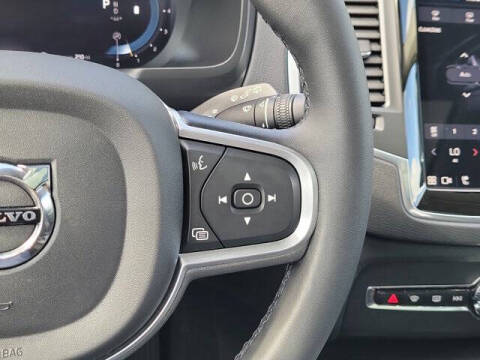 2023 Volvo XC90 B5 Core