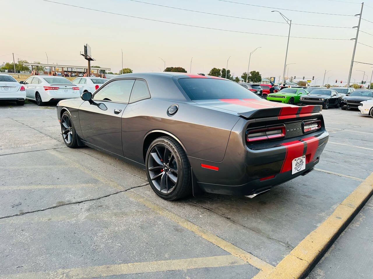 2019 Dodge Challenger R/T photo 12