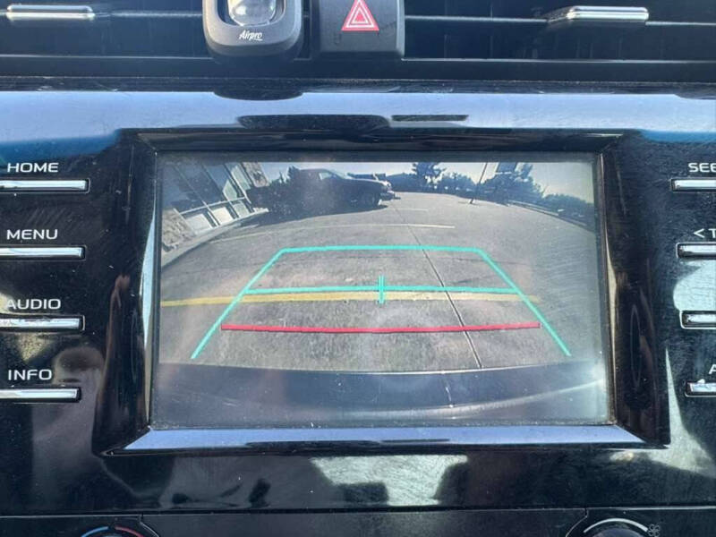 2018 Toyota Camry SE