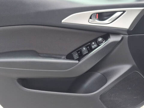 2017 Mazda MAZDA3 Sport