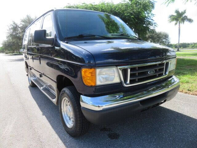 2006 Ford E-Series E-250 SD