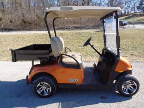 2017 E-Z-GO RXV