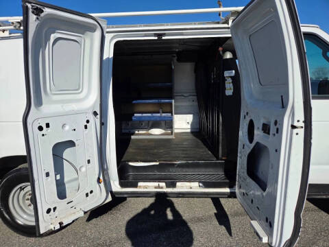 2011 Ford E-Series E-150