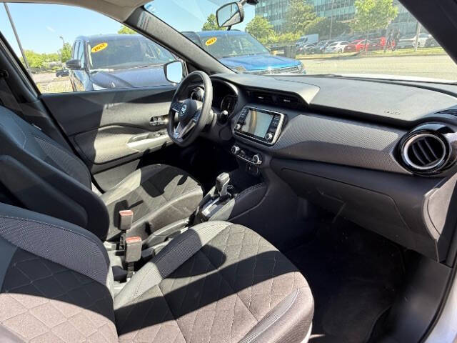 2019 Nissan Kicks SV