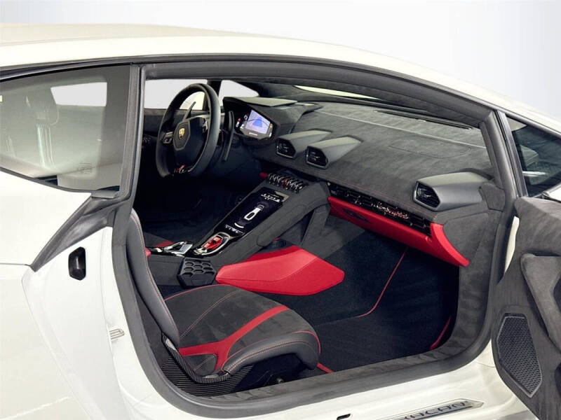 2024 Lamborghini Huracan Tecnica