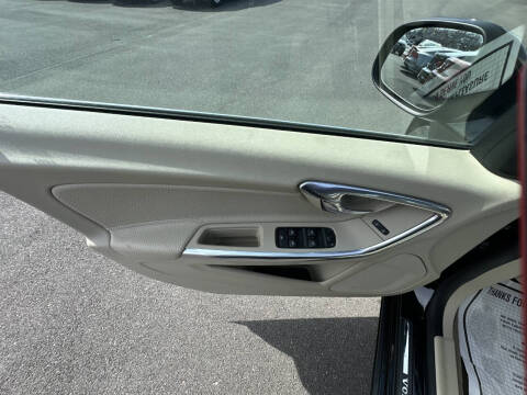 2014 Volvo S60 T5 Platinum