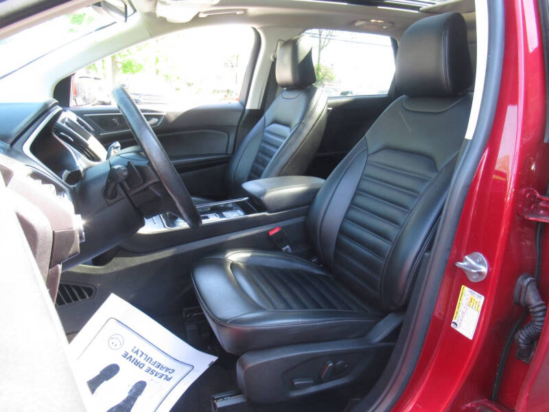 2020 Ford Edge