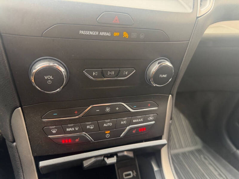 2019 Ford Edge SEL