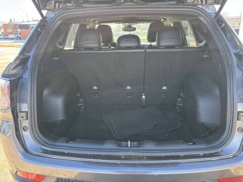 2023 Jeep Compass Latitude Lux