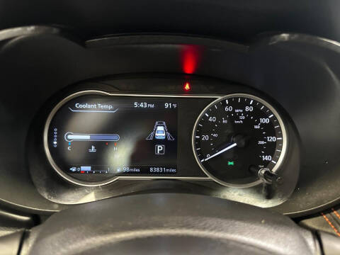 2022 Nissan Versa SR