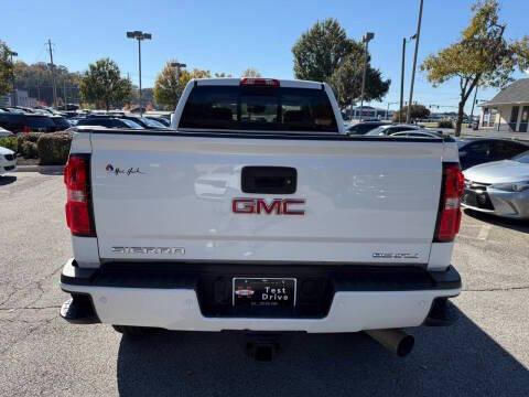 2017 GMC Sierra 2500HD Denali